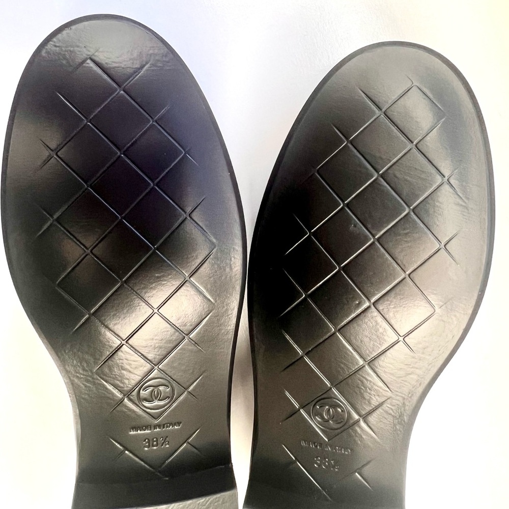 🔥CHANEL Loafers - Picture 11 of 11